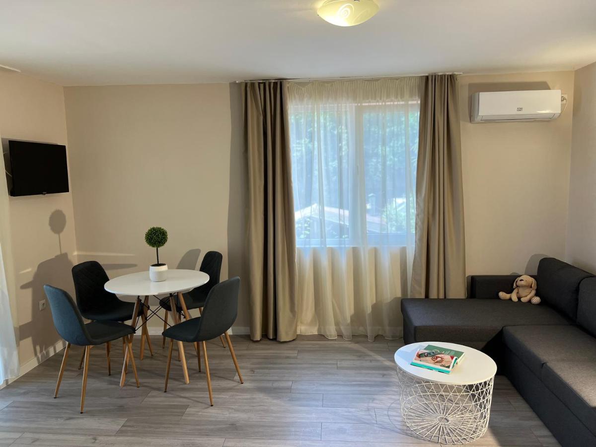 Lotos Apartments Китен Екстер'єр фото