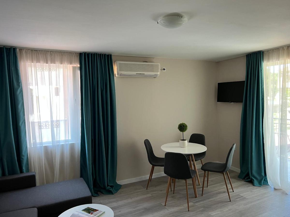 Lotos Apartments Китен Екстер'єр фото