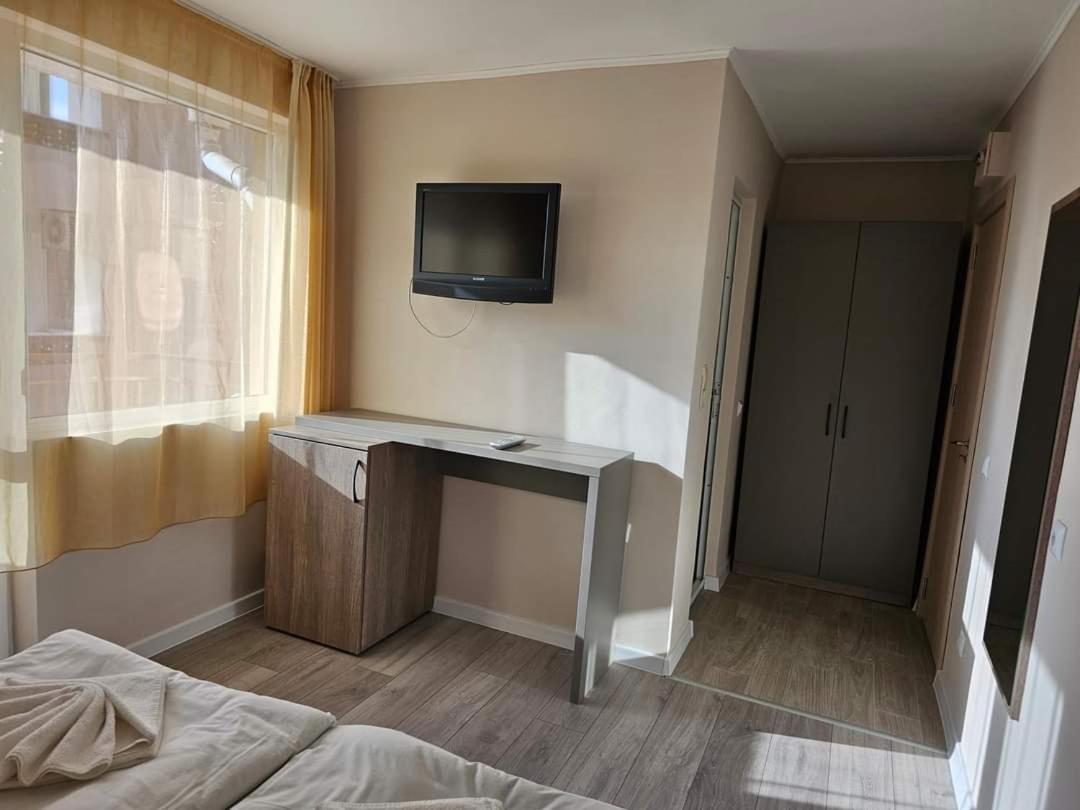 Lotos Apartments Китен Екстер'єр фото